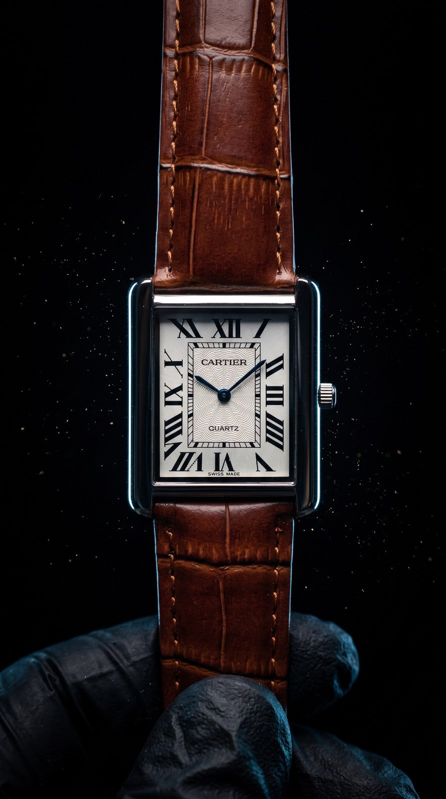 Cartier Trending Watch With Leather Strap